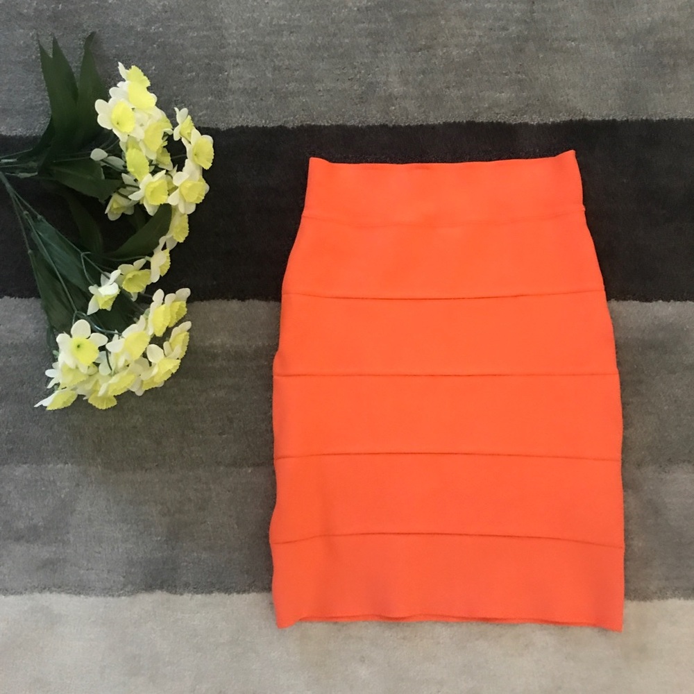 BCBGMaxazria Pencil Skirt - Picture 2 of 5